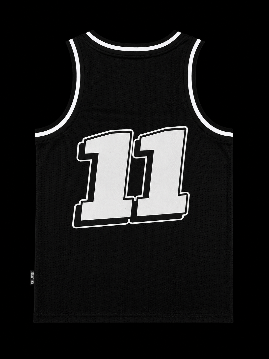 BLACK & WHITE BAG HUNTER JERSEY #11